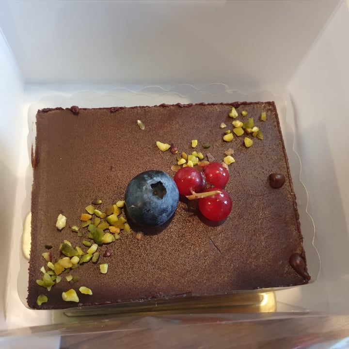 Cedele Bakery Cafe Tanjong Pagar Centre Chinatown, Singapore chocolate early grey vegan cake