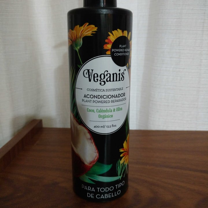 review photo of Veganis Acondicionador Plant Powered Reparador Coco, Caléndula Y Oliva Orgánico shared by @sandra0206 on 12 Feb 2022 - review