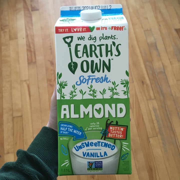 review photo of Earth's Own Unsweetened Vanilla Almond Mylk shared by @brikelly on 25 Jun 2021 - review