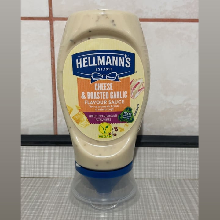 Hellmann’s cheese and roasted garlic flavour sauce Review abillion