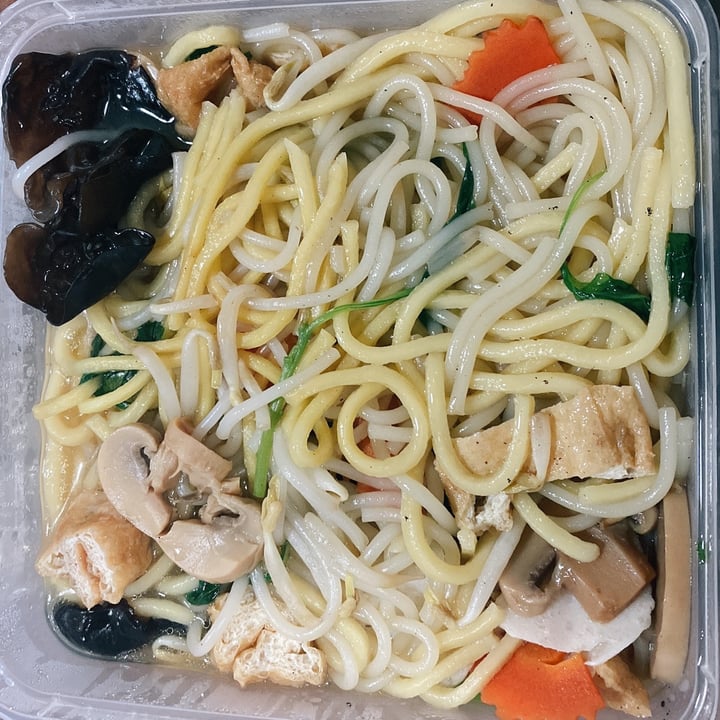 Greenland Vegetarian Restaurant Hougang, Singapore Hokkien mee Review