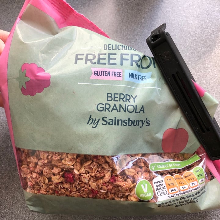 Sainsbury's Deliciously Free From Berry Granola Review abillion