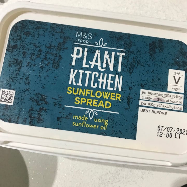 Plant Kitchen (M&S) Sunflower spread Review abillion
