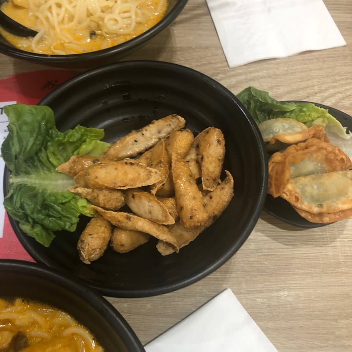 photo of Greendot ONE RAFFLES PLACE black pepper franks shared by @s1224 on  16 Mar 2021 - review