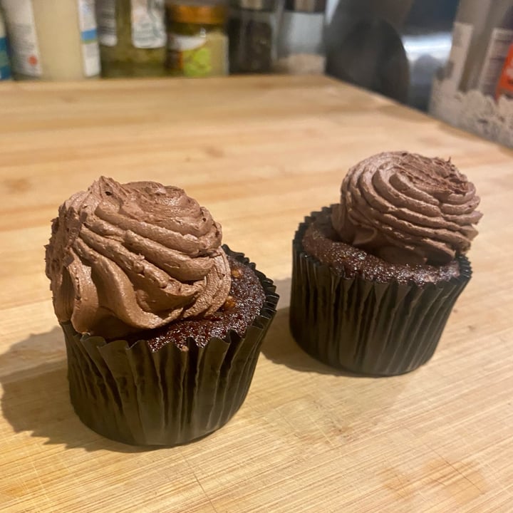 OGGS Chocolate Fudge Cupcakes Review abillion