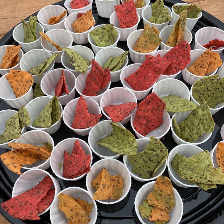 Trader Joe's Veggie & Flaxseed Corn Tortilla Chips Review abillion