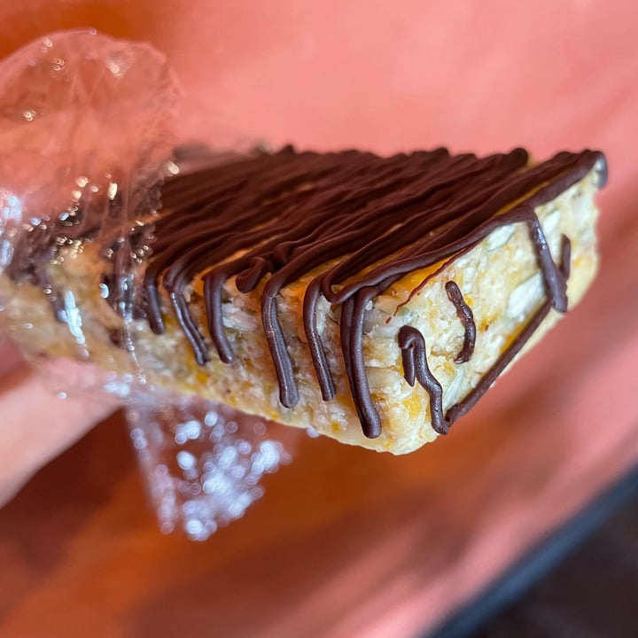 Oak Creek Espresso Sedona, United States Vegan Raw Apricot Fit Bar