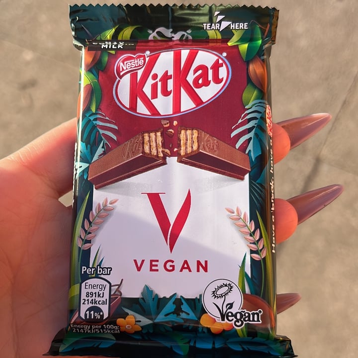 Kit Kat Chocolate Review abillion