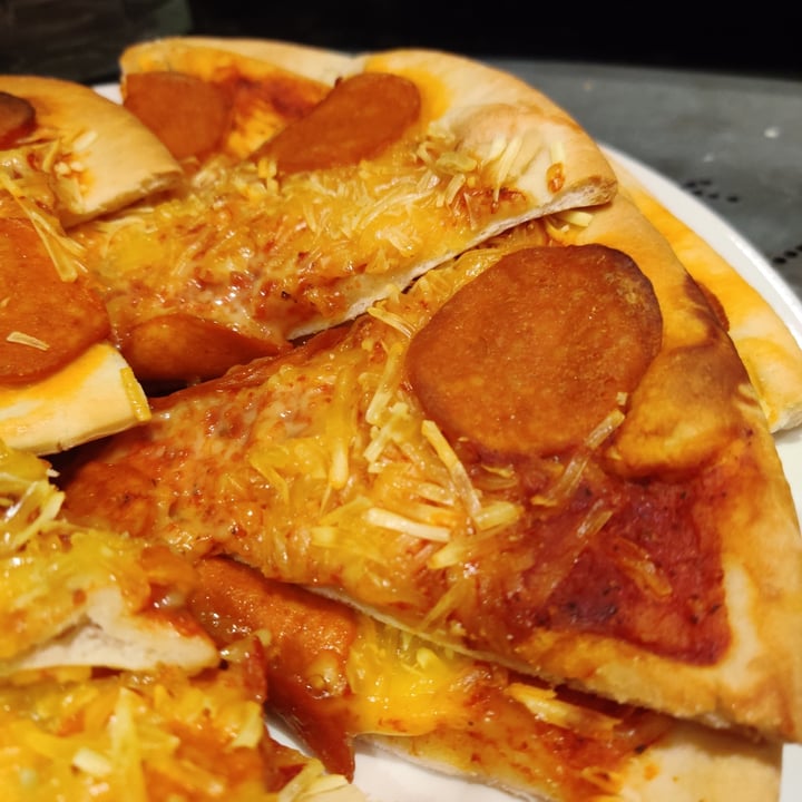 Morrisons Vegan Meat Free Pepperoni Pizza Review abillion