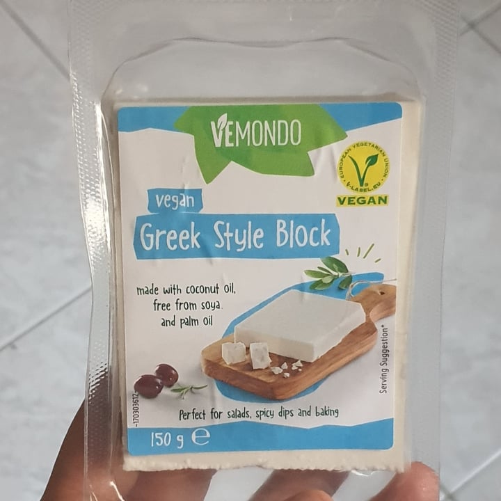 review photo of Vemondo Vegan Greek Style Block shared by @elibratti on 10 Sep 2021 - review