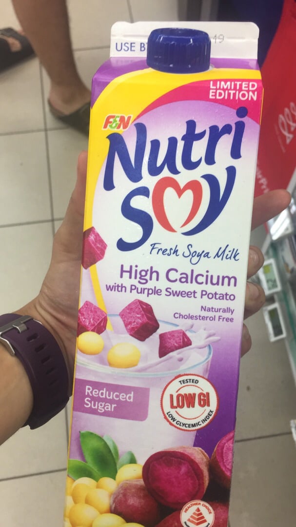 F&N Nutrisoy Fresh Soya Milk High Calcium with Purple Sweet Potato