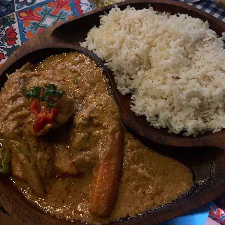 CHEZ LES JUMELLES Cannes, France Vegan Mafè Review abillion