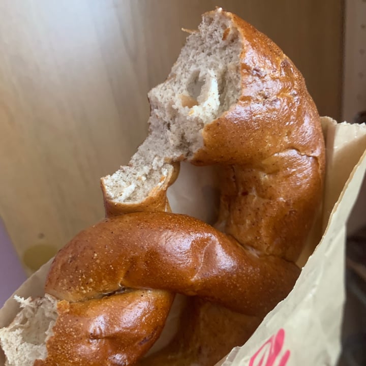 Jamba Union City, United States Apple cinnamon pretzel Review abillion