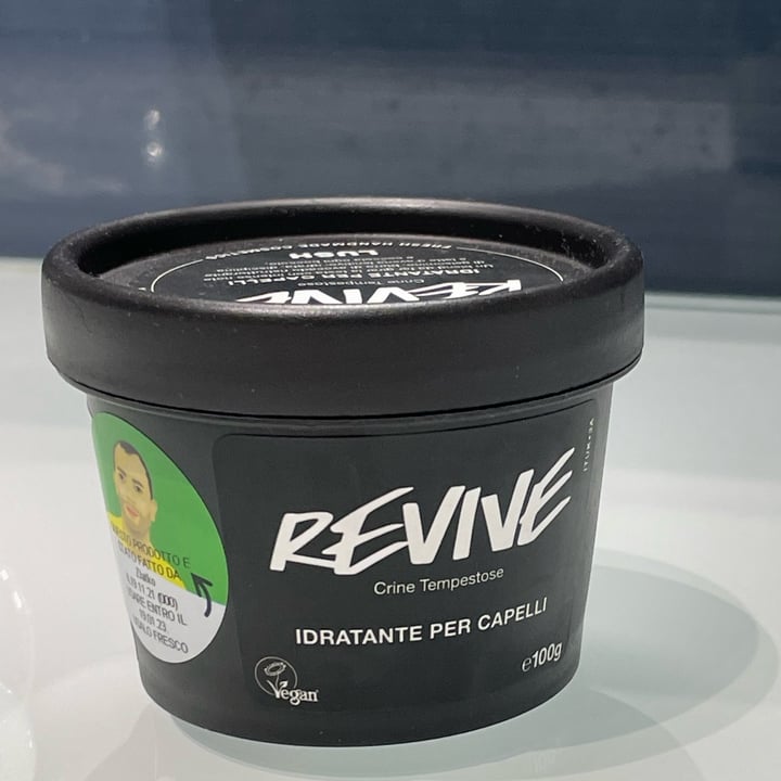 LUSH Fresh Handmade Cosmetics Hair Moisturizer Revive Review abillion