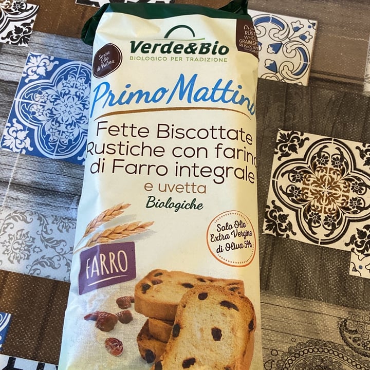 Verde & Bio Fette biscottate rustiche di farro integrale ed uvetta ...