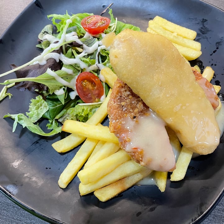 review photo of Makan Vegan Geylang Fish and chips shared by @opheeeliaaa on 04 Jun 2022 - review