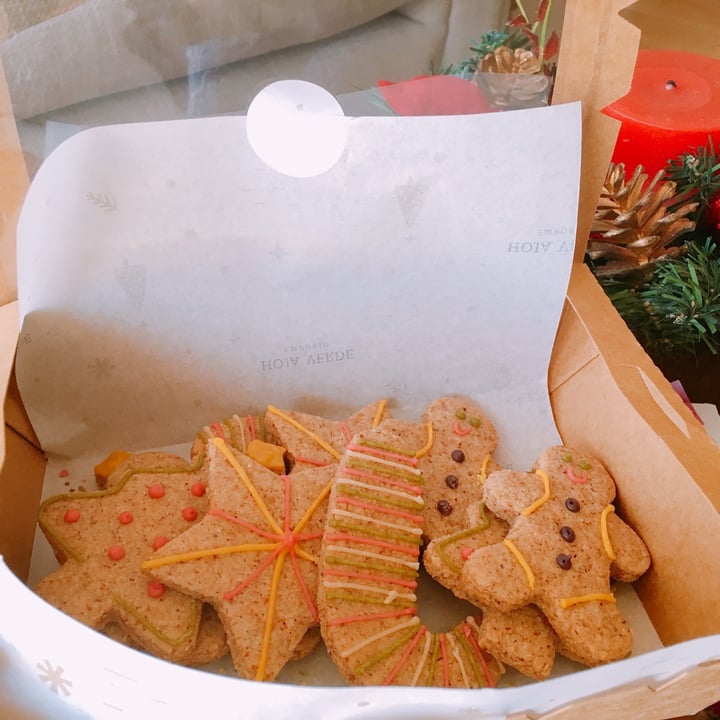 review photo of Emporio Hoja Verde Galletas navideñas shared by @trinidadgs on 27 Dec 2020 - review