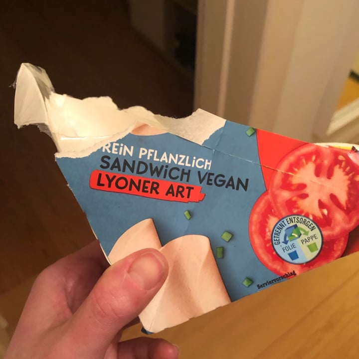 Food For Future Sandwich Vegan Lyoner Art Review | abillion Food For Future Sandwich Vegan Lyoner Art Review | abillion