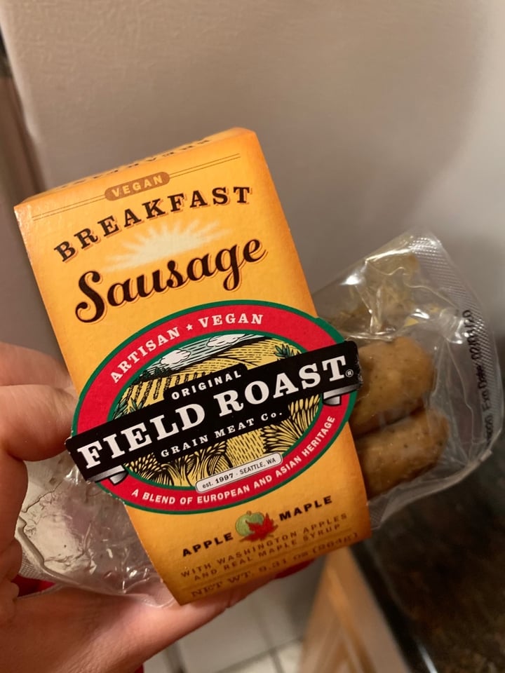 Field Roast Apple & Maple Breakfast Sausages Review abillion