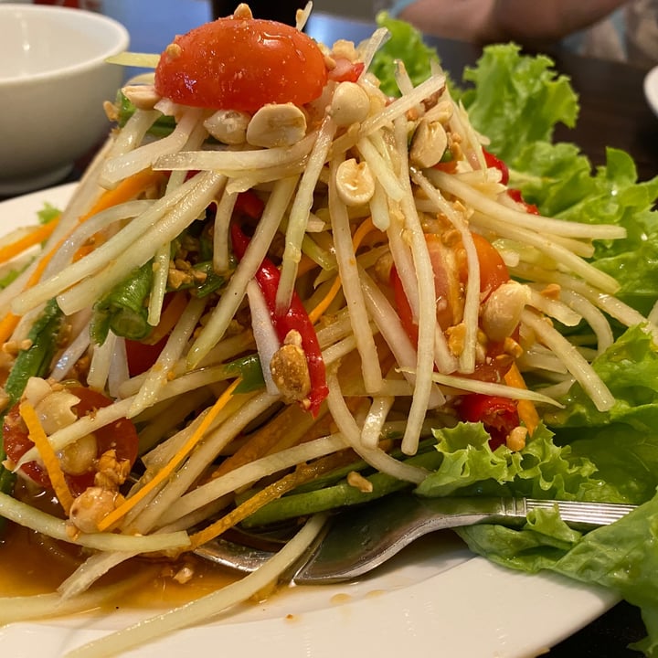 Bali Thai Serangoon, Singapore Green papaya salad Review abillion
