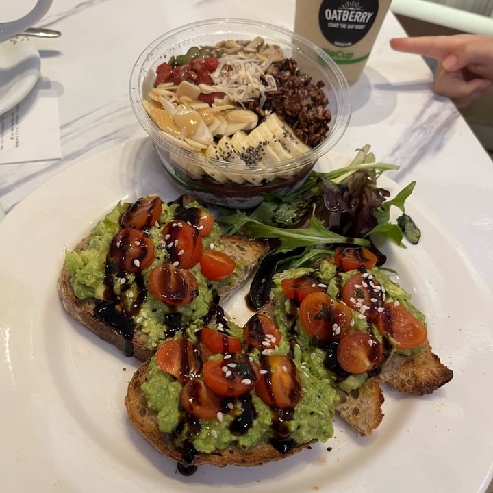 The Oatberry Cafe Singapore Vegan Superfood Breakfast Review abillion