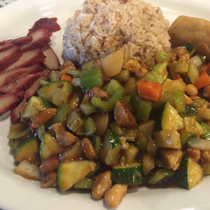 Yuan Su Vegetarian Powellhurst Gilbert, Portland, United States Combo