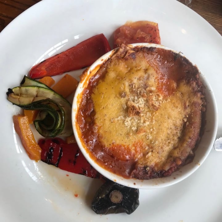 Portobello Garden Arcade. Italian Restaurant United Kingdom