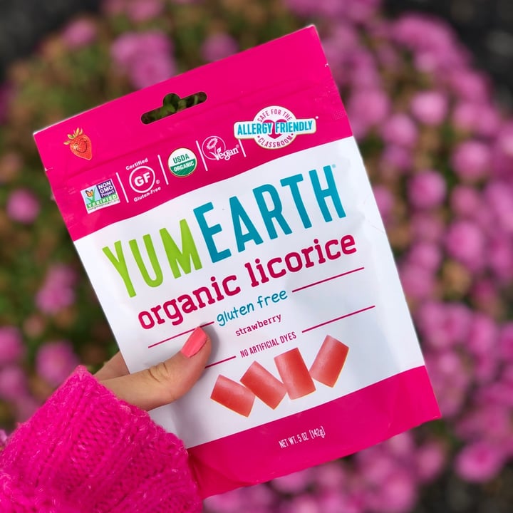 YumEarth Organic Strawberry Licorice Reviews abillion