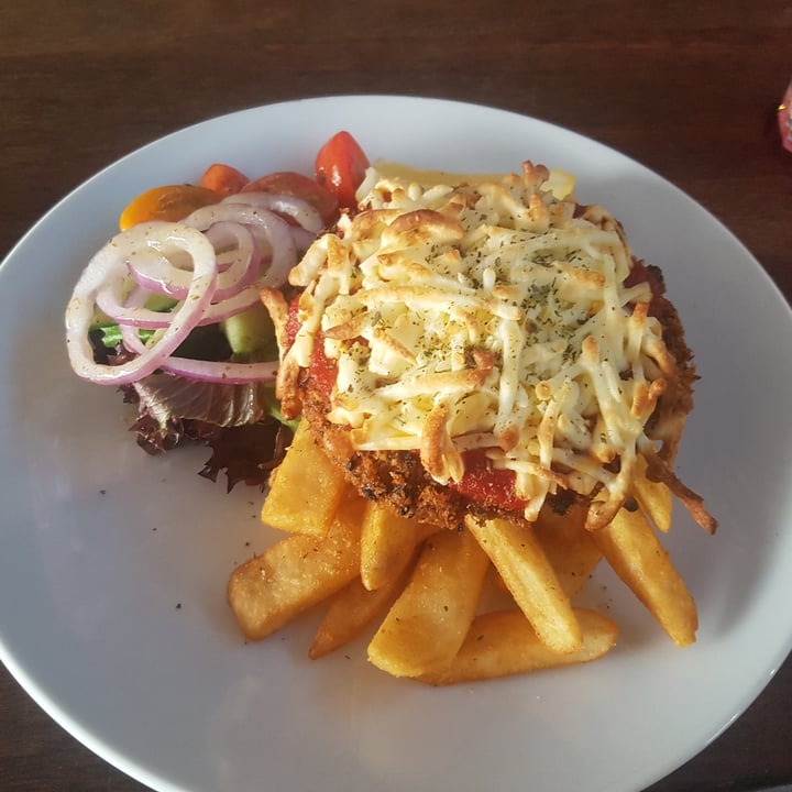 Laguna Jacks Restaurant & Cellar Noosa Heads, Australia Vegan Parmi