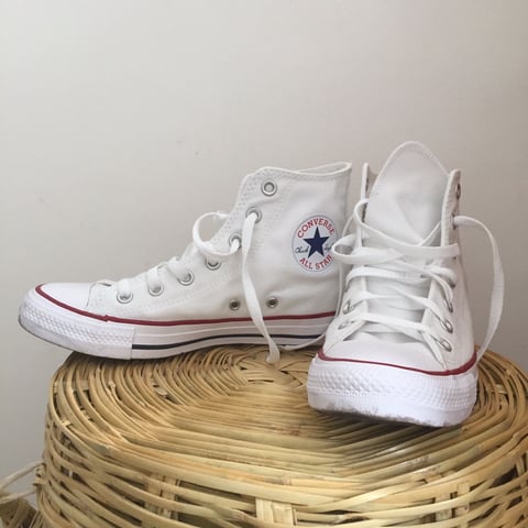 Converse Chuck Taylor All Star High Tops in White Reviews | abillion
