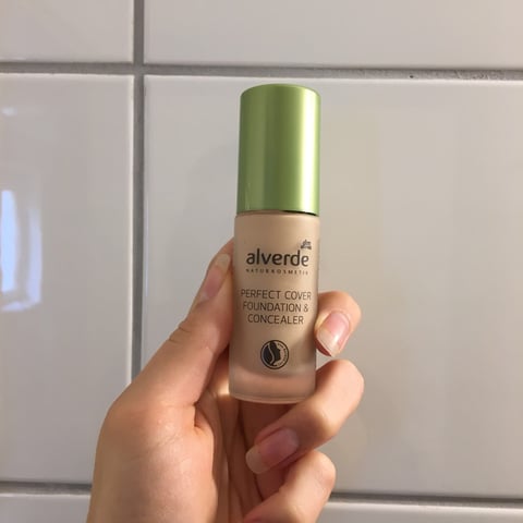 Alverde Naturkosmetik Perfect cover foundation and concealer Reviews |  abillion