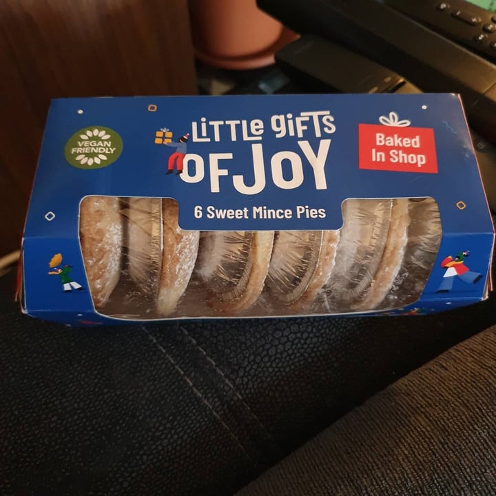 greggs-mince-pies-review-abillion