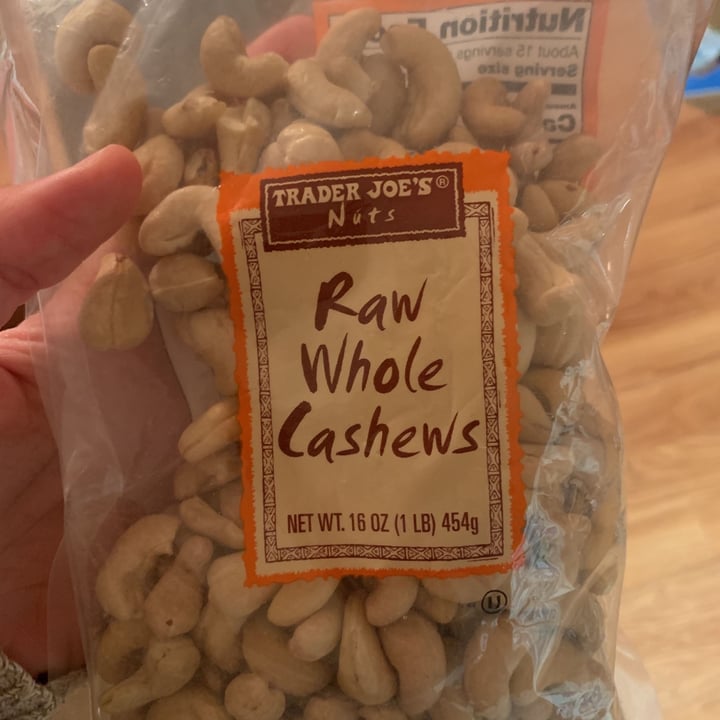 Trader Joe's Raw Whole Cashews Review abillion