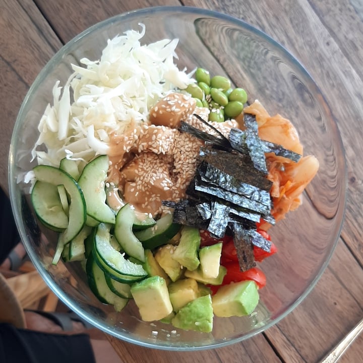 Healthy Ubud Kimchi Poke Bowl Reviews | abillion