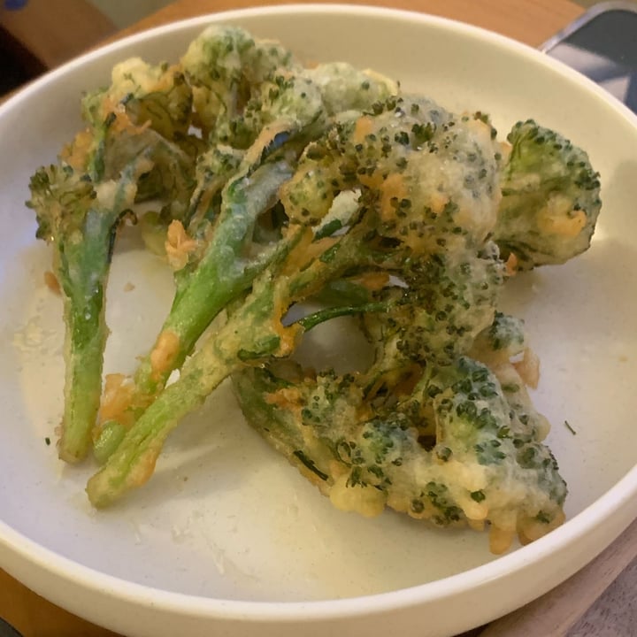 Love Handle Ann Siang Hill, Outram, Singapore Tempura Broccolini Review