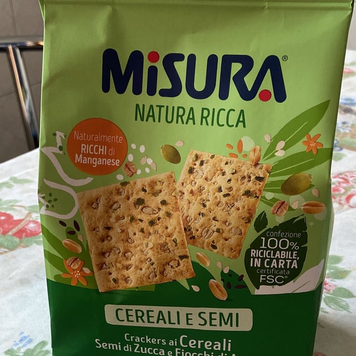 Misura Crackers ai Cereali, Semi di Zucca e Fiocchi di Avena - Natura ...