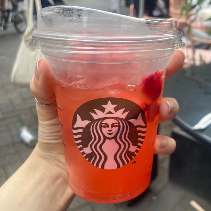 Starbucks Coffee United Kingdom Strawberry Acai Refresher Review abillion