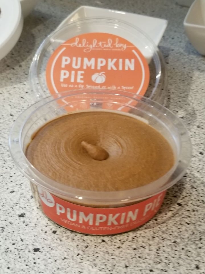 photo of Delighted By Hummus Pumpkin Pie shared by @vegandyeries on  30 Mar 2020 - review