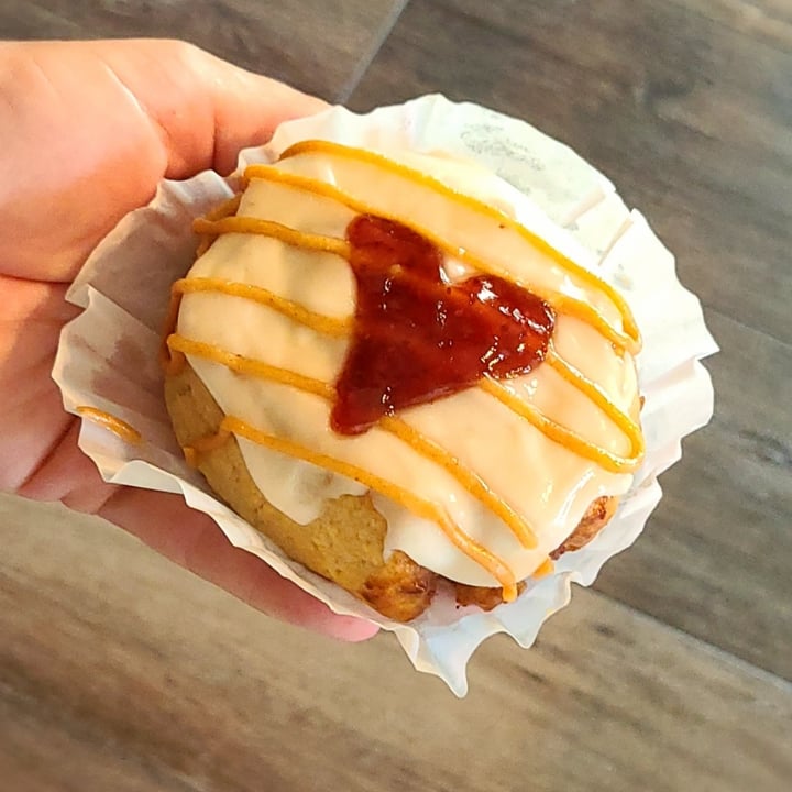 Purely Sweet Bakery Dayton, United States Vegan Peanut Butter & Jelly Donut Review abillion