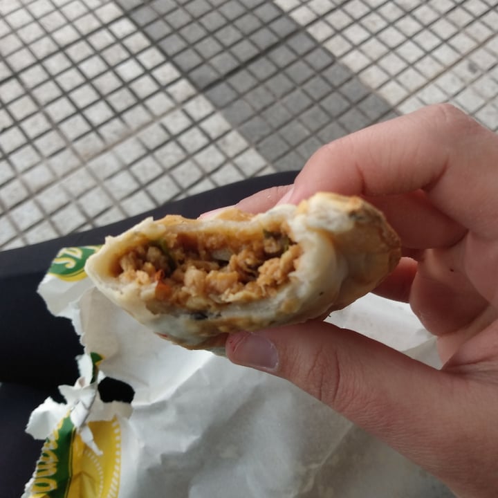 Empanadas de 10 Monte Castro, Argentina Empanada de carne vegana Review