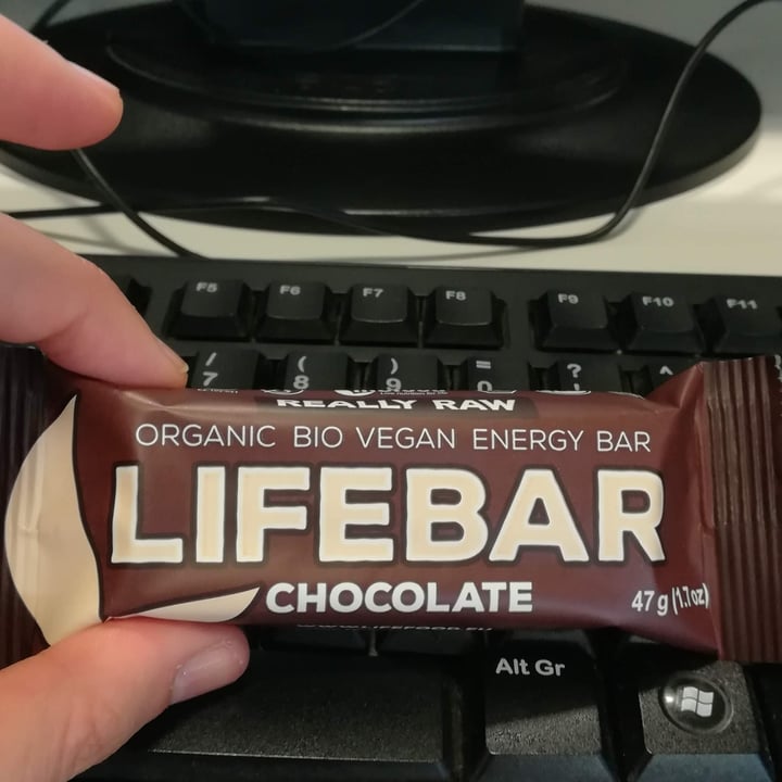 Lifebar Organic Raw Chocolate Bar Review abillion