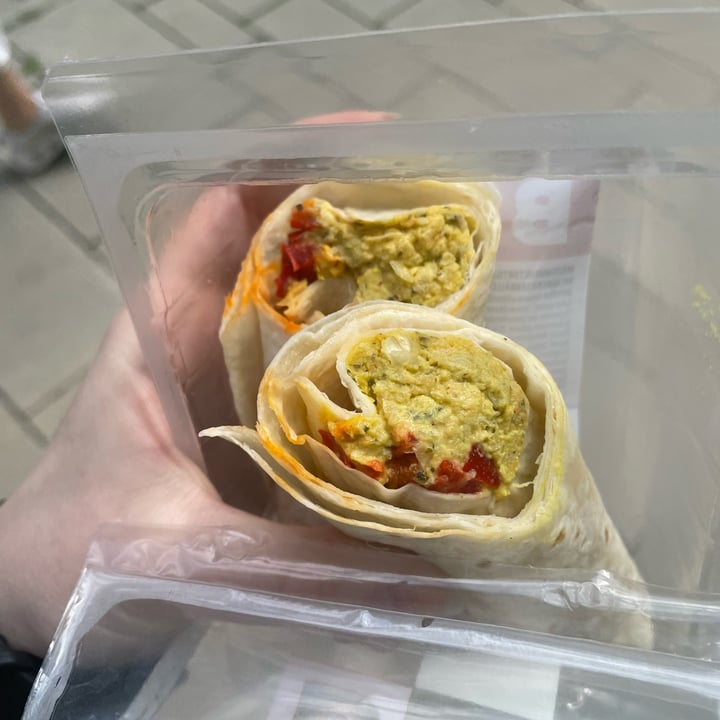 Billa hummus and paprika falafel wrap Reviews abillion