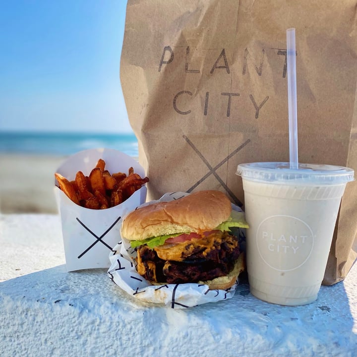 Plant City X Double X Burger Reviews abillion