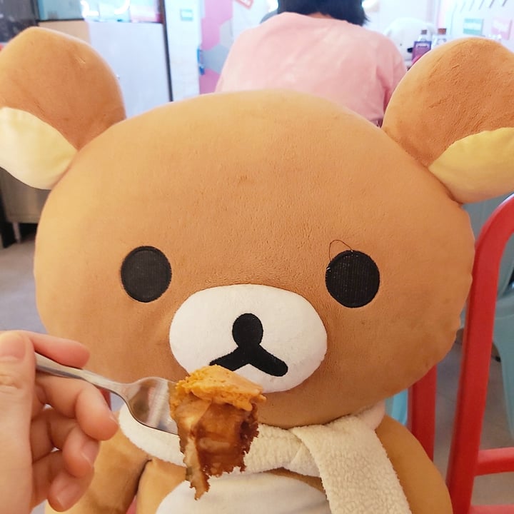 review photo of Heartbreak Melts Ice Cream Cafe Thai Soy Milk Tea shared by @herbimetal on 03 Nov 2022 - review
