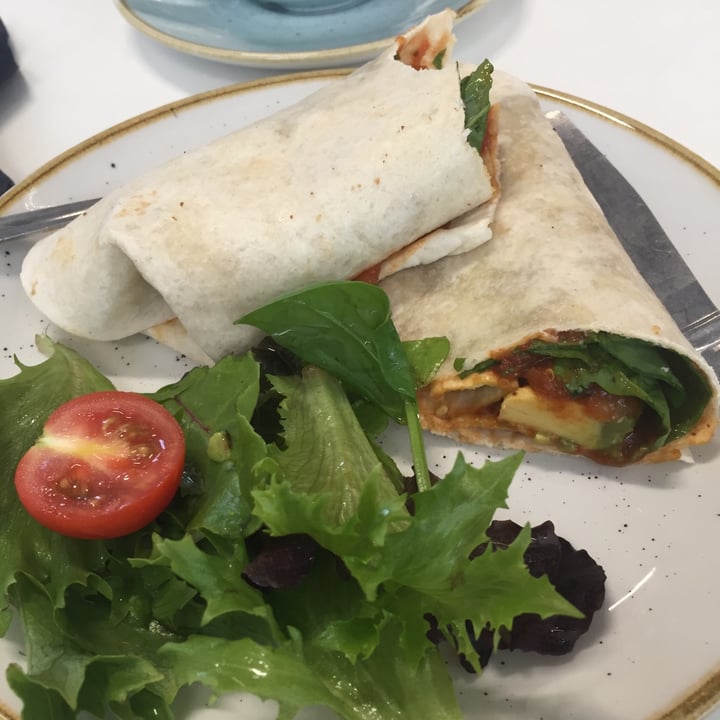 Tesco Cafe Brockworth, United Kingdom Spicy Mexican Bean Wrap Review