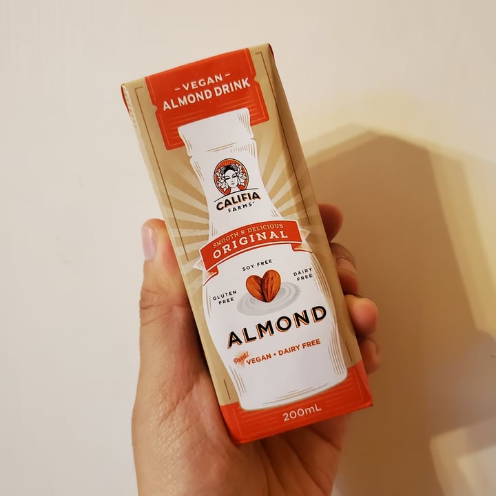 Califia Farms Almond drink Review abillion