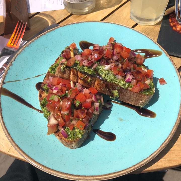 Twentyone United Kingdom Tomato and coriander bruschetta Review abillion