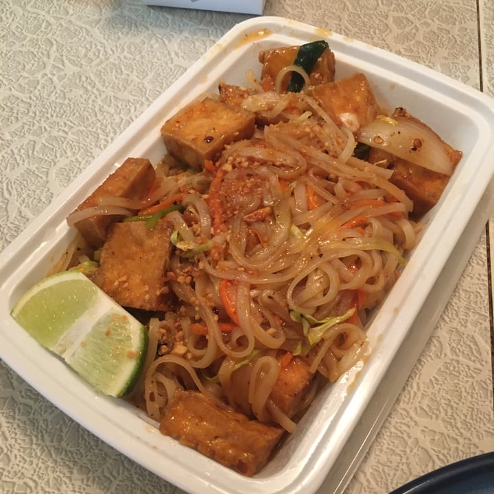 Asian Grill Express Fort Collins, United States Tofu Pad Thai (No Egg