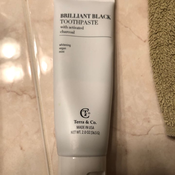 Terra & Co. Brilliant Black Toothpaste Review abillion