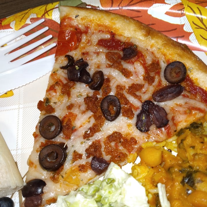 Blaze Pizza Vegan Chorizo, Kalamata Olive, Black Olive, and Cherry